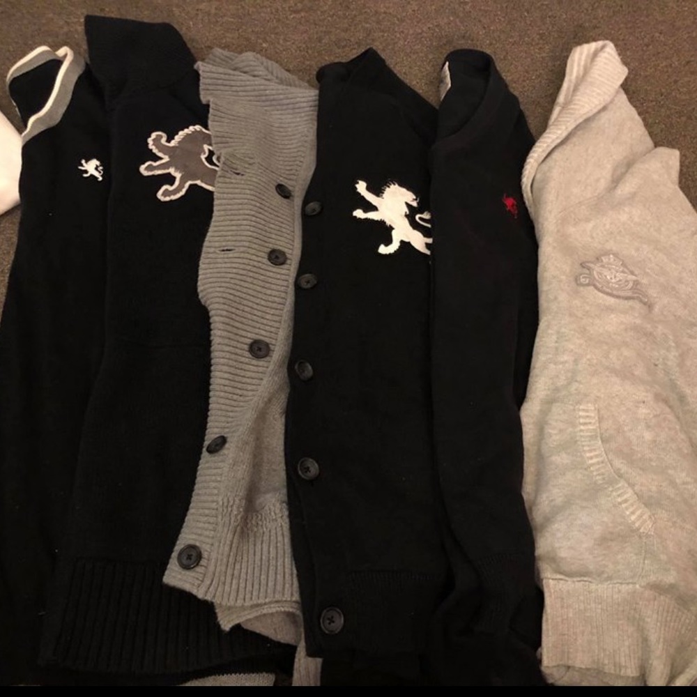 Men’s Express Sweater bundle. 6 total